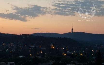 NOVOZREKONŠTRUOVANÝ 2I BYT S NEPRIECHODNÝMI IZBAMI NA KPT. RAŠU