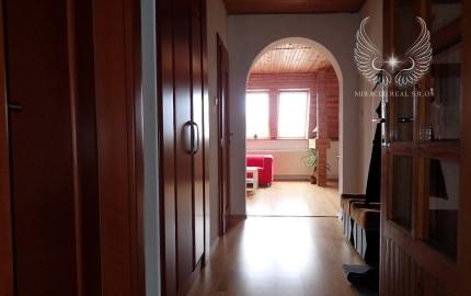 VEĽKÝ 4I PODKROVNÝ BYT S GARÁŽOU A ZÁHRADOU V MLYNSKEJ DOLINE
