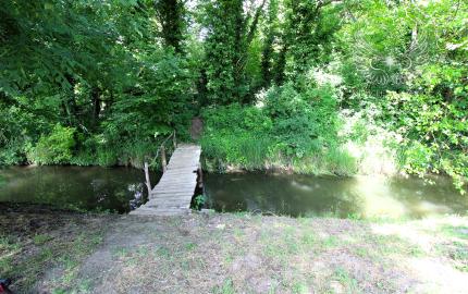 TOP!!! ZREKONŠTRUOVANÝ RD S VEĽKÝM POZEMKOM 939m2