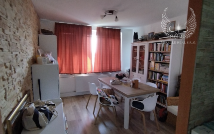 priestranný 4-izbový byt na Kramároch