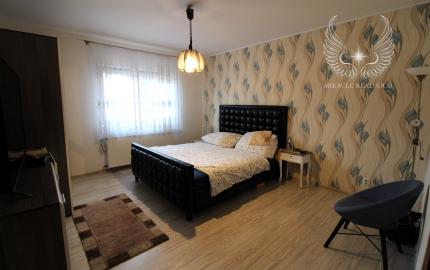 RODINNÝ DOM S BAZÉNOM A ZÁHRADOU KÚSOK OD ŠALE