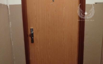 KOMPLET ZARIADENÝ 3I BYT S 2 BALKÓNMI - PET FRIENDLY