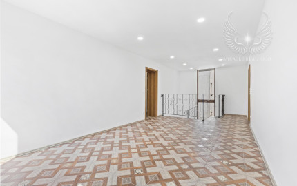 NOVOZREKONŠTRUOVANÝ 3PODLAŽNÝ ROD. DOM SO ZÁHRADOU POD LESOM