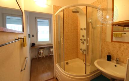 REZERVOVANÉ!!! ZREKONŠTRUOVANÝ 1I BYT S VEĽKOU LOGGIOU PRI LÍŠČOM ÚDOLÍ