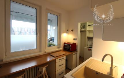 REZERVOVANÉ!!! ZREKONŠTRUOVANÝ 1I BYT S VEĽKOU LOGGIOU PRI LÍŠČOM ÚDOLÍ