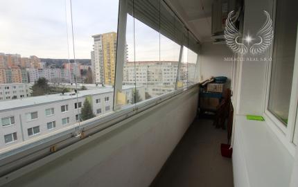 REZERVOVANÉ!!! ZREKONŠTRUOVANÝ 1I BYT S VEĽKOU LOGGIOU PRI LÍŠČOM ÚDOLÍ