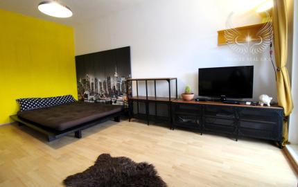 REZERVOVANÉ!!! ZREKONŠTRUOVANÝ 1I BYT S VEĽKOU LOGGIOU PRI LÍŠČOM ÚDOLÍ