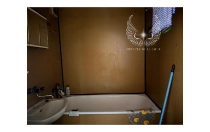 PREDANÉ!!! PREDAJ 2I BYTU VHODNÉHO NA REKONŠTRUKCIU NA Š. KRÁLIKA