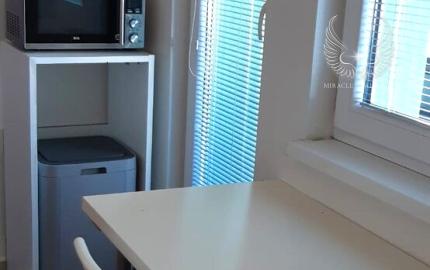 TOP!!! ZARIADENÝ 1I BYT S VEĽKOU LOGGIOU NA TRNÁVKE