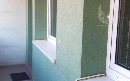 TOP!!! ZARIADENÝ 1I BYT S VEĽKOU LOGGIOU NA TRNÁVKE