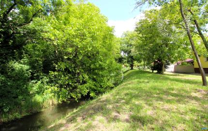 TOP!!! ZREKONŠTRUOVANÝ RD S VEĽKÝM POZEMKOM 939m2