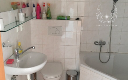 Prenájom kompletne zariadeného 2 izbového bytu v Podunajských Biskupiciach