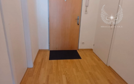 Na prenájom 2izbový byt v obľúbenej lokalite (Zimný štadión)