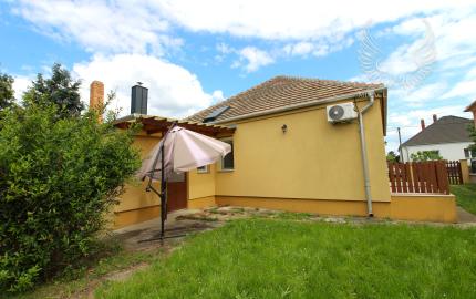 TOP!!! ZREKONŠTRUOVANÝ RD S VEĽKÝM POZEMKOM 939m2