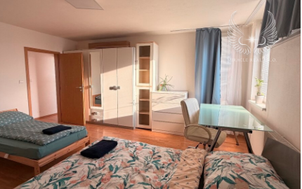 Veľkoryso riešený 4izbový byt na predaj, BA