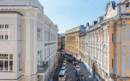 Luxusný 2-izbový byt s výhľadom na Bratislavský hrad – Gunduličova ulica
