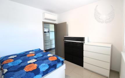 TOP!!! MODERNÝ 2I APARTMÁN S VEĽKÝM BALKÓNOM A PARKOVANÍM V NOVOSTAVBE