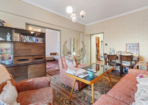 TICHÝ 3I BYT S NEPRIECHODNÝMI IZBAMI A S LOGGIOU NA PRAŽSKEJ