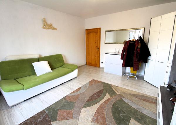 TOP!!! KRÁSNY RODINNÝ DOM S BAZÉNOM A ZÁHRADOU KÚSOK OD ŠALE