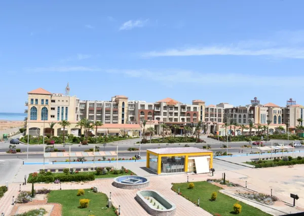 NÁDHERNÝ REZORT V ČASTI AL AHYA - HURGHADA