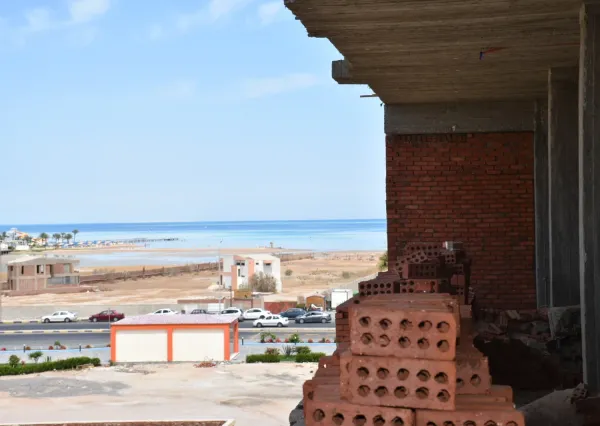 NÁDHERNÝ REZORT V ČASTI AL AHYA - HURGHADA