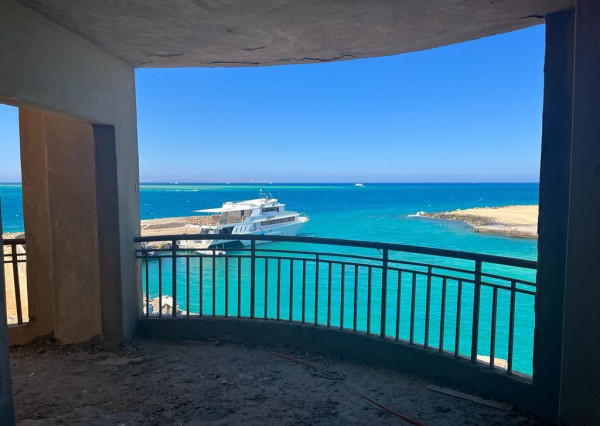 Rezort na pláži Storia del Mare - skvelá poloha v centre