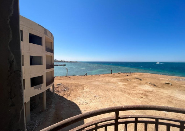 Rezort na pláži Storia del Mare - skvelá poloha v centre