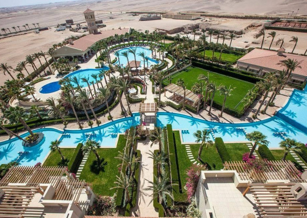 KRÁSNY REZORT V LUXUSNEJ ČASTI EGYPTA – SAHL HASHEESH