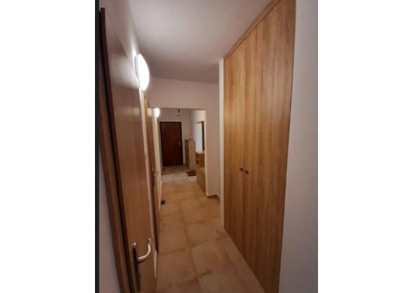 NOVOZREKONŠTRUOVANÝ 2I BYT S NEPRIECHODNÝMI IZBAMI NA KPT. RAŠU