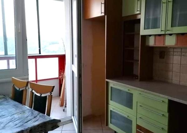 TOP!!! PRIESTRANNÝ 4I BYT S LOGGIOU NA DLHÝCH DIELOCH