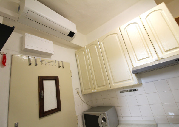 TOP!!! PRENÁJOM 1I BYTU S TERASOU NA GROSSLINGOVEJ ULICI