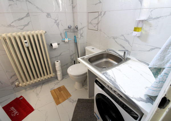 1I BYT S TERASOU NA PRENAJOM