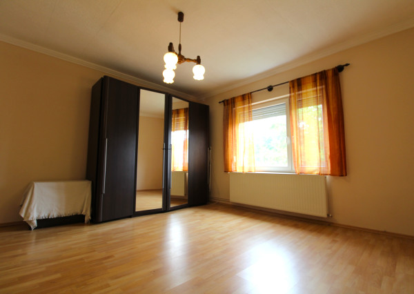 TOP!!! ZREKONŠTRUOVANÝ RD S VEĽKÝM POZEMKOM 939m2