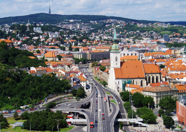 VÝNIMOČNÁ INVESTIČNÁ PRÍLEŽITOSŤ V CENTRE BRATISLAVY