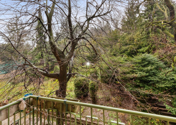 PRÍJEMNÝ A SLNEČNÝ 3I BYT S NEPRIECHODNÝMI IZBAMI A S LOGGIOU