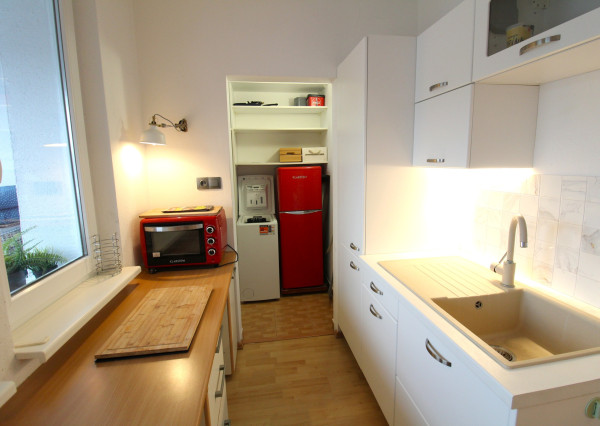 REZERVOVANÉ!!! ZREKONŠTRUOVANÝ 1I BYT S VEĽKOU LOGGIOU PRI LÍŠČOM ÚDOLÍ