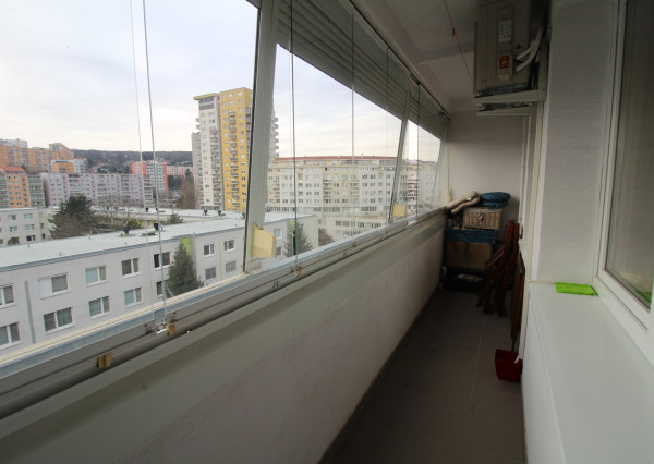 REZERVOVANÉ!!! ZREKONŠTRUOVANÝ 1I BYT S VEĽKOU LOGGIOU PRI LÍŠČOM ÚDOLÍ