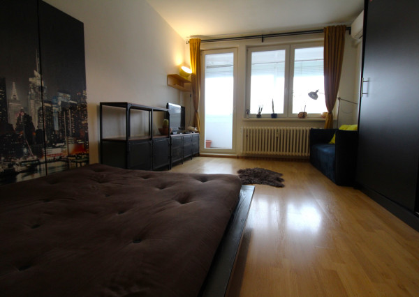 REZERVOVANÉ!!! ZREKONŠTRUOVANÝ 1I BYT S VEĽKOU LOGGIOU PRI LÍŠČOM ÚDOLÍ