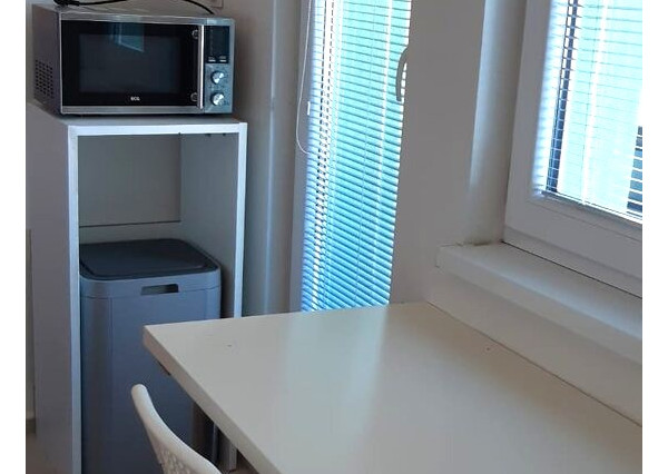 TOP!!! ZARIADENÝ 1I BYT S VEĽKOU LOGGIOU NA TRNÁVKE