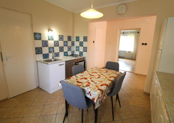 TOP!!! ZREKONŠTRUOVANÝ RD S VEĽKÝM POZEMKOM 939m2