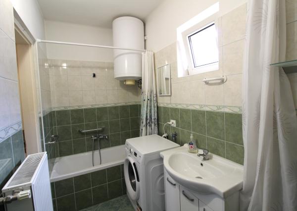 TOP!!! ZREKONŠTRUOVANÝ RD S VEĽKÝM POZEMKOM 939m2