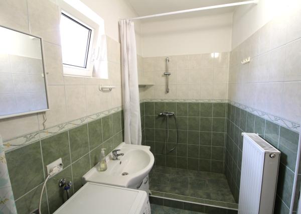 TOP!!! ZREKONŠTRUOVANÝ RD S VEĽKÝM POZEMKOM 939m2