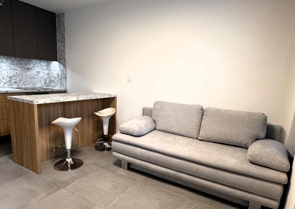 ŠTÝLOVÉ BÝVANIE V SRDCI STARÉHO MESTA – Moderný 2i byt v projekte Vila Ľadová