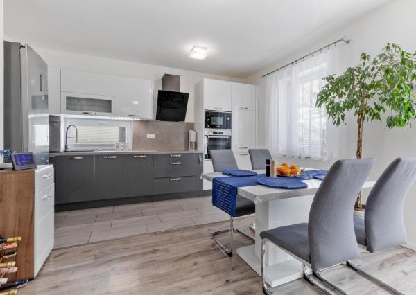 TOP!!! PREDAJ 2GENERAČNÉHO DOMU SO ZÁHRADOU V NOVOSTAVBE