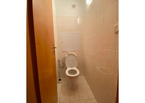 Priestranný 3izbový byt na prenájom s 2mi parkovacími miestami