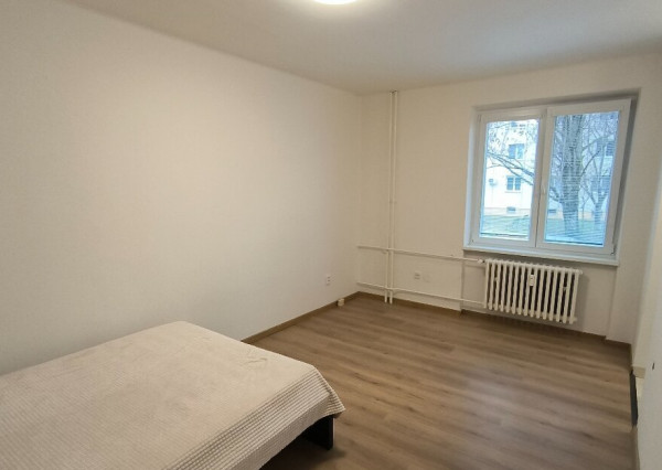 Štartovacia garsónka na predaj - Ružinov