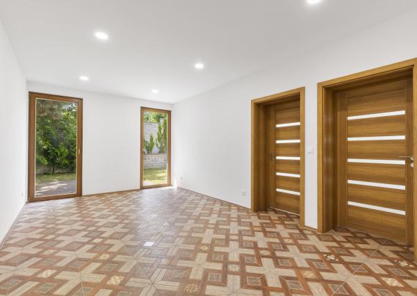 TOP!!! LUXUSNÝ 2GENERAČNÝ ROD. DOM POD LESOM