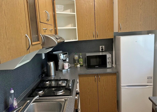 Prenájom 2IB - Petržalka - Poloreckého ulica