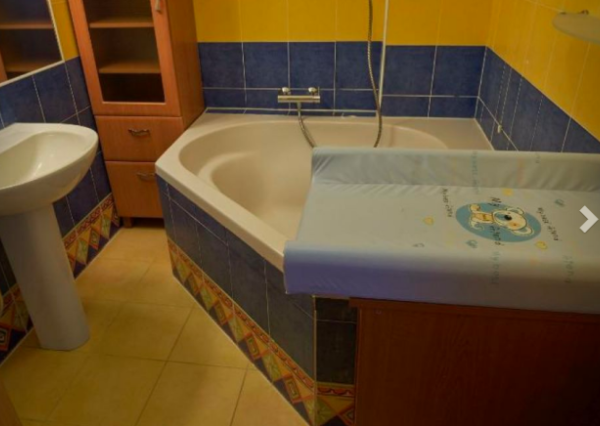 Prenájom veľkého  2-izbového bytu – Ďatelinová ulica