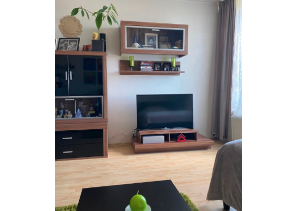 Štýlový jednoizbák v komplexe Tri Veže voľný od júna